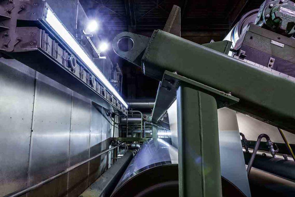Procemex pinhole camera beam at entry size press of a paper machine