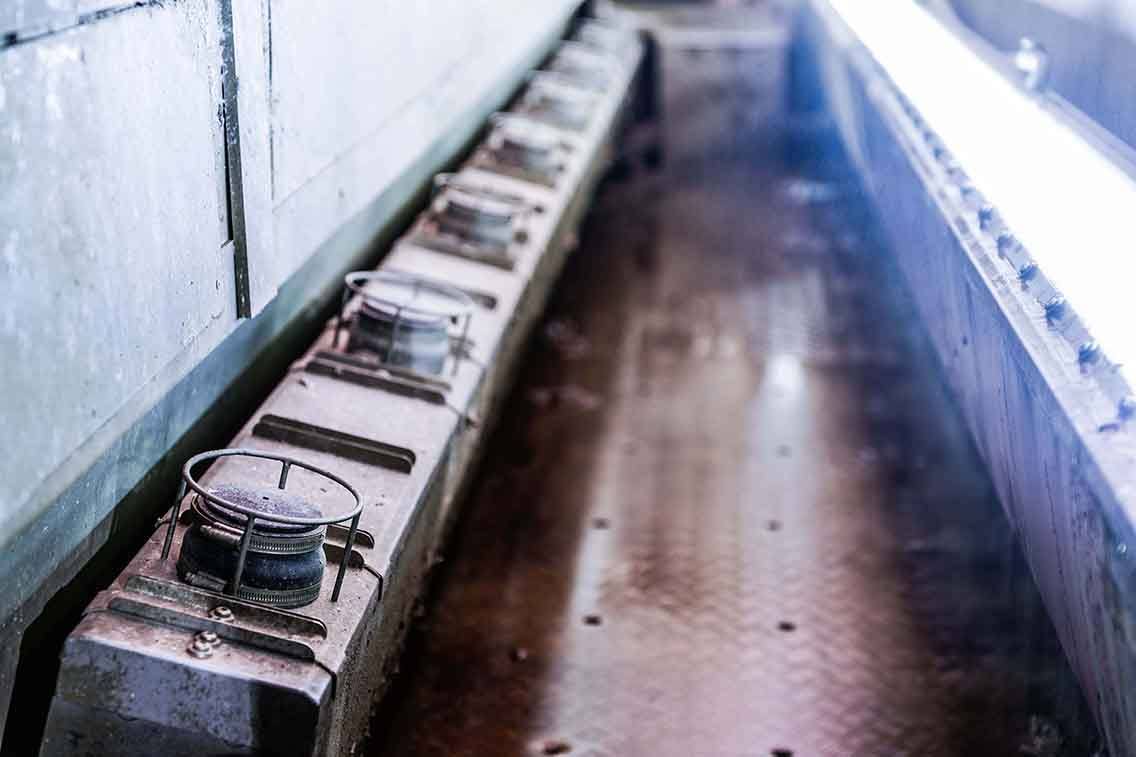 Procemex camera beam at exit press section of a paper machine